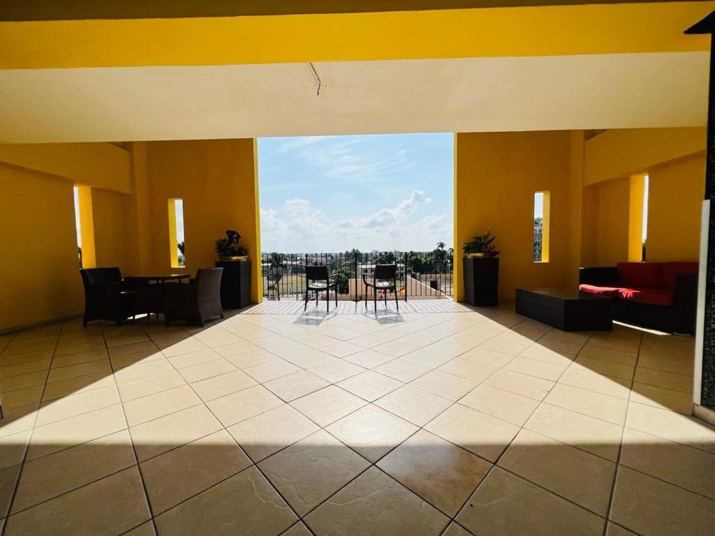 Ramada By Wyndham Princess Cidade de Belize Exterior foto