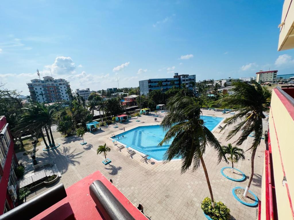 Ramada By Wyndham Princess Cidade de Belize Exterior foto